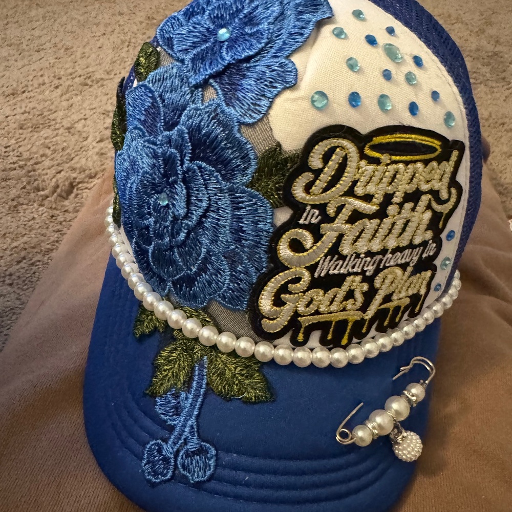 Trucker hat